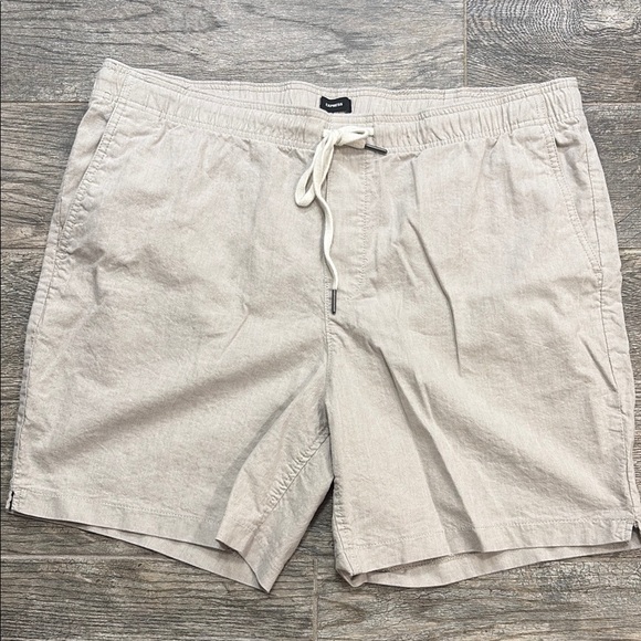 Express Other - Express Beige Drawstring Shorts Size XL (39-41)